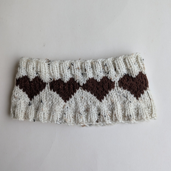Headband Earwarmer Hand Crafted Knit White Heart Valentines - Picture 9 of 13